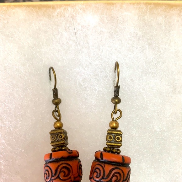 Cute earrings - Picture 3 of 3